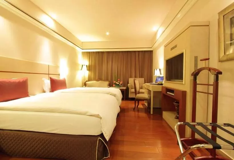 Fotos del hotel Erin:  9