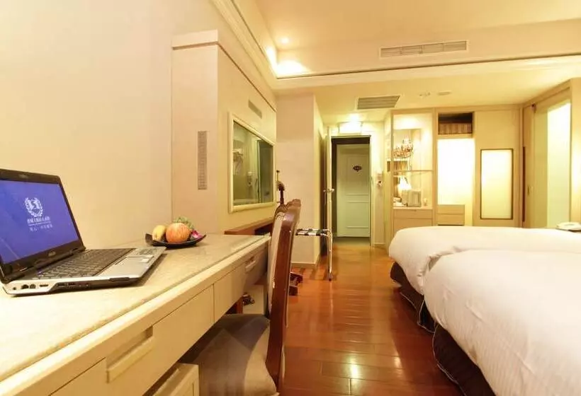 Fotos del hotel Erin:  16