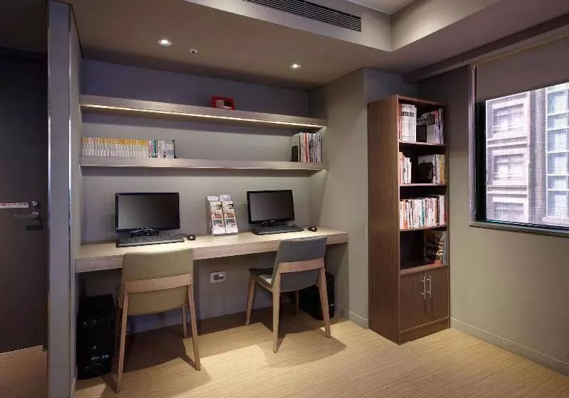 Fotos del hotel Royal Inn Taipei Linsen  Huashan 1914 Creative Park:  20