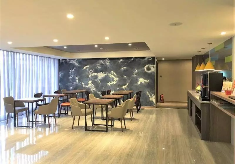 Fotos del hotel Ximen:  4