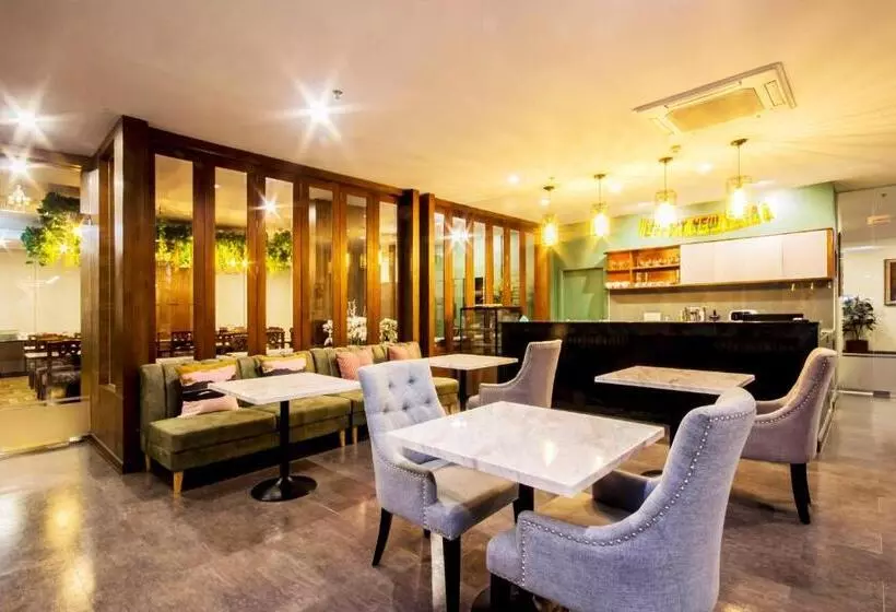 Fotos del hotel Empress Pattaya:  5