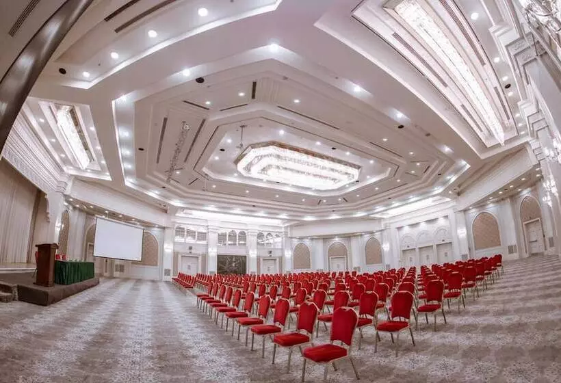 Fotos del hotel International Hotel Tashkent:  13