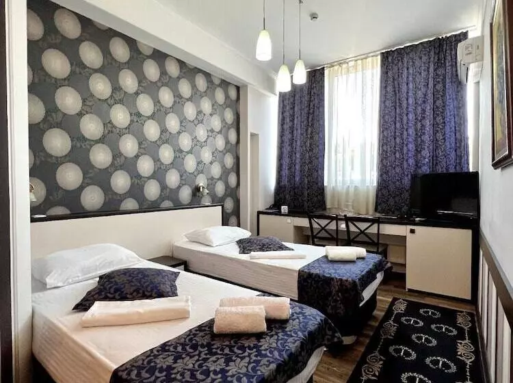 Fotos del hotel Iris:  11