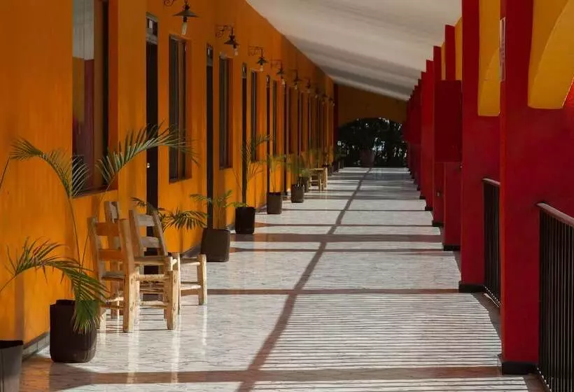 Fotos del hotel La Gloria De Calvillo:  4