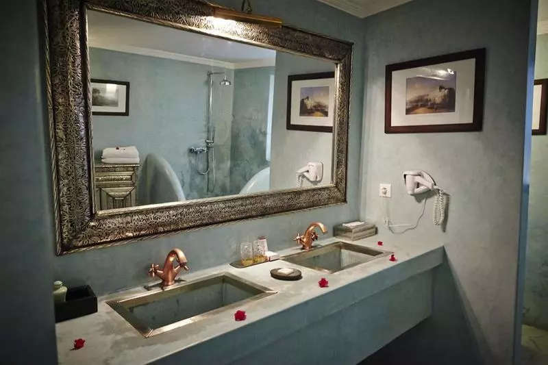 Fotos del hotel Le Palais Rhoul And Spa:  5