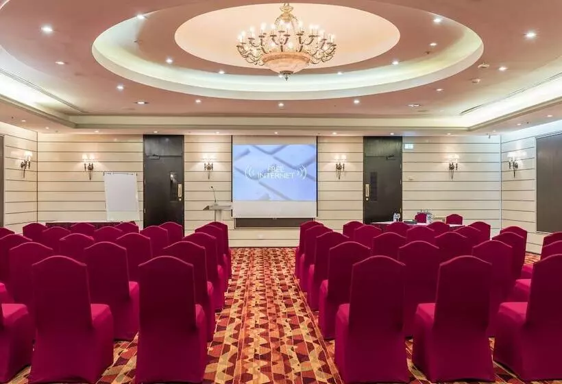 Fotos del hotel Radisson Blu Hotel Doha:  15