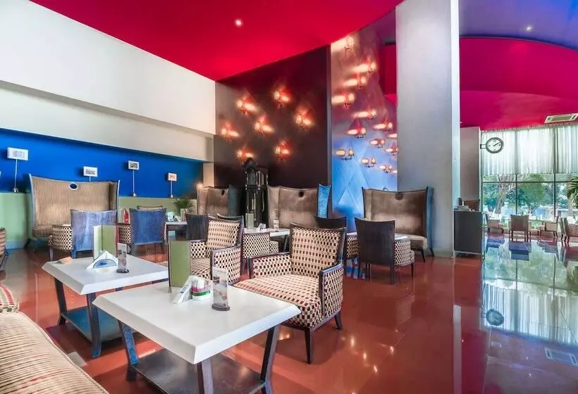 Fotos del hotel Radisson Blu Hotel Doha:  2