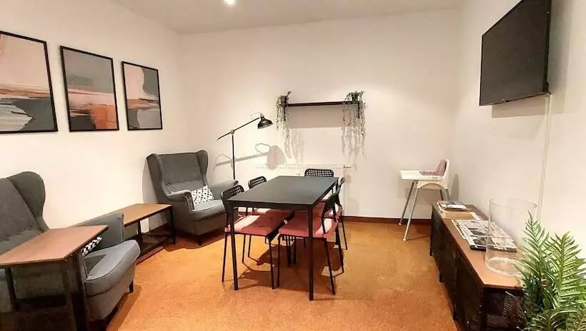 Fotos del hotel Messeschlaf:  2