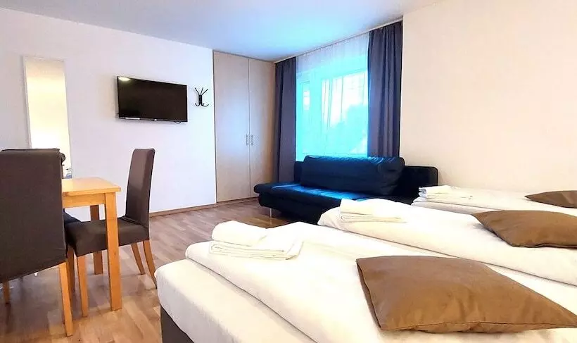 Fotos del hotel Messeschlaf:  18