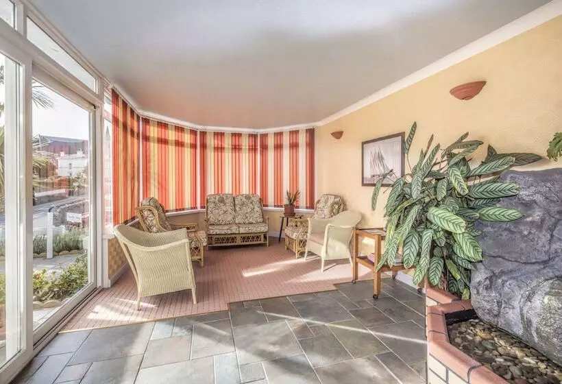 Fotos del hotel Lindum Lodge:  23