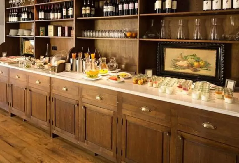 Fotos del hotel Monbijou:  24