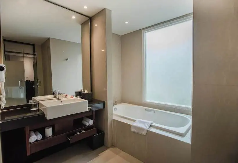 Fotos del hotel Swiss-belresort Watu Jimbar:  23