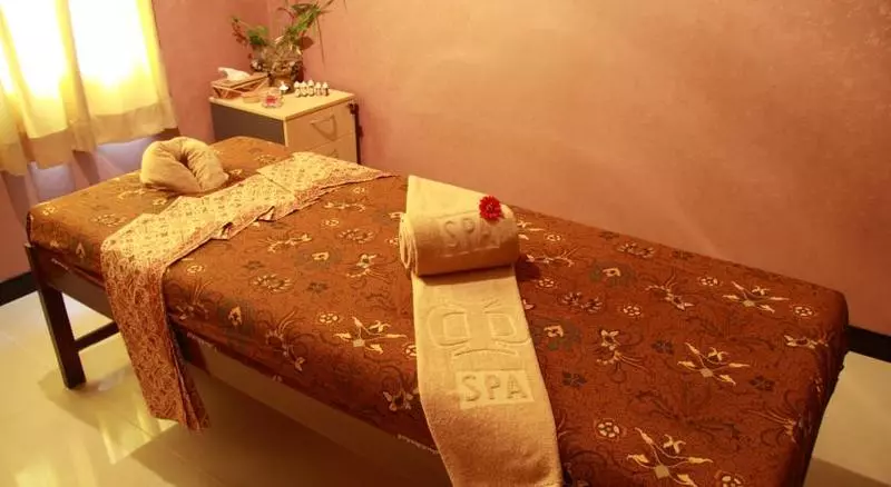 Fotos del hotel The Bcc  & Residence:  11