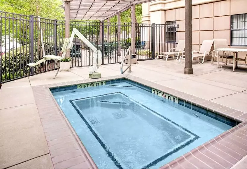 Fotos del hotel Towneplace Suites Atlanta Buckhead:  2