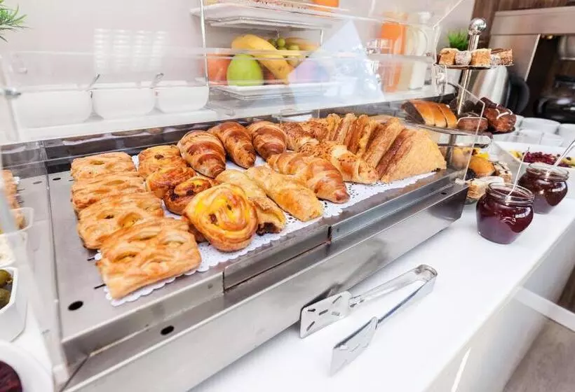 Fotos del hotel Adresa Suites:  8