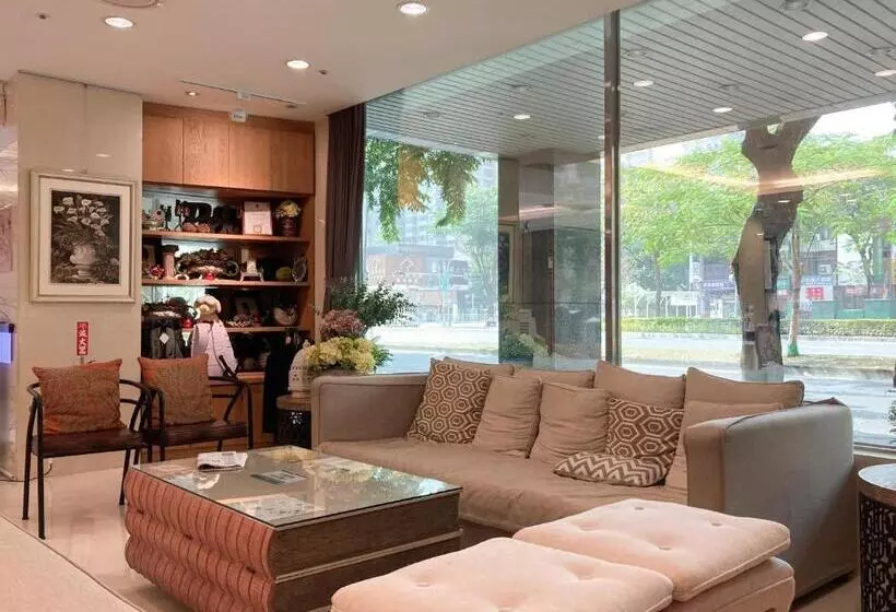 Fotos del hotel Garden Education Culture:  25