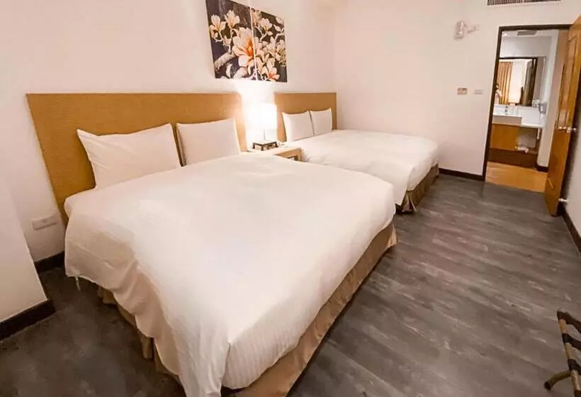 Fotos del hotel Garden Education Culture:  23