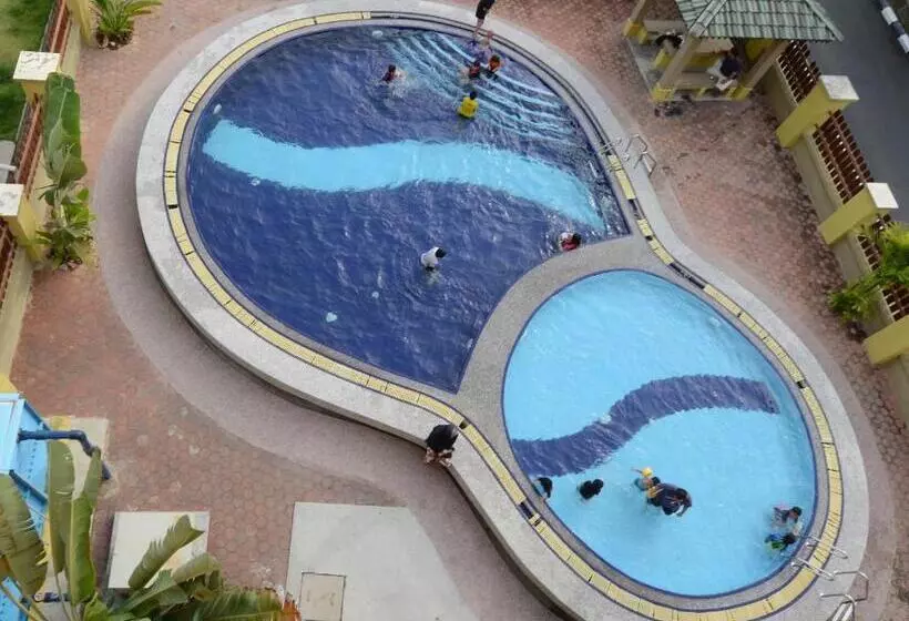 Fotos del hotel Pantai Puteri:  8