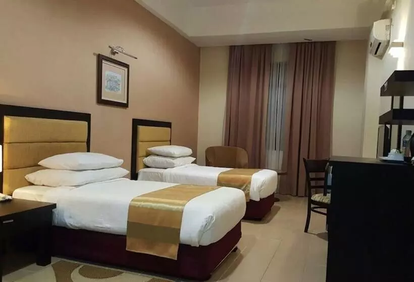 Fotos del hotel Pantai Puteri:  16