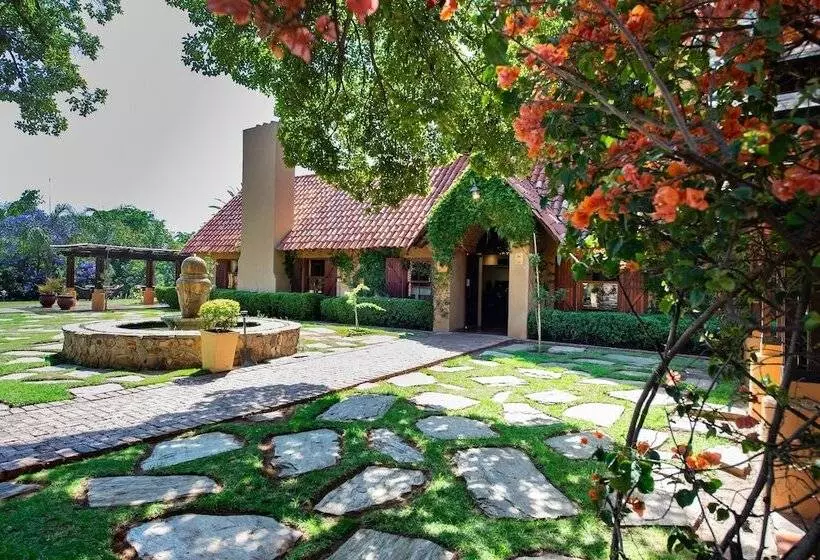 Fotos del hotel Lombardy Boutique  & Conference Venue:  10