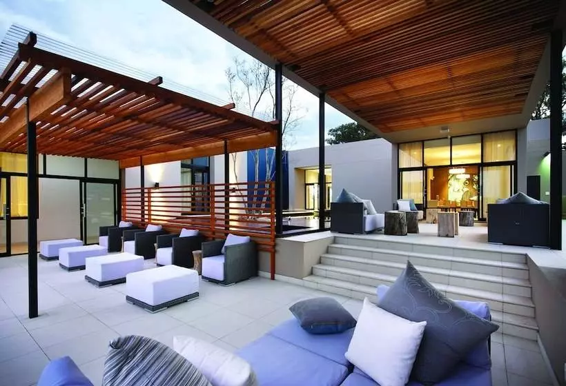 Fotos del hotel Lombardy Boutique  & Conference Venue:  11