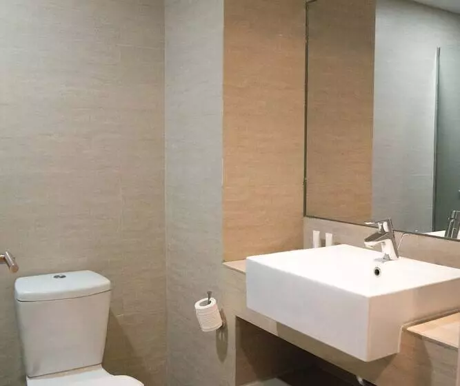 Fotos del hotel Collection O 17  Btc Bandung:  11