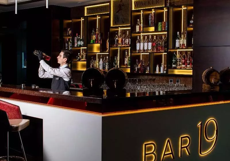 Fotos del hotel Fairmont Baku, Flame Towers:  6