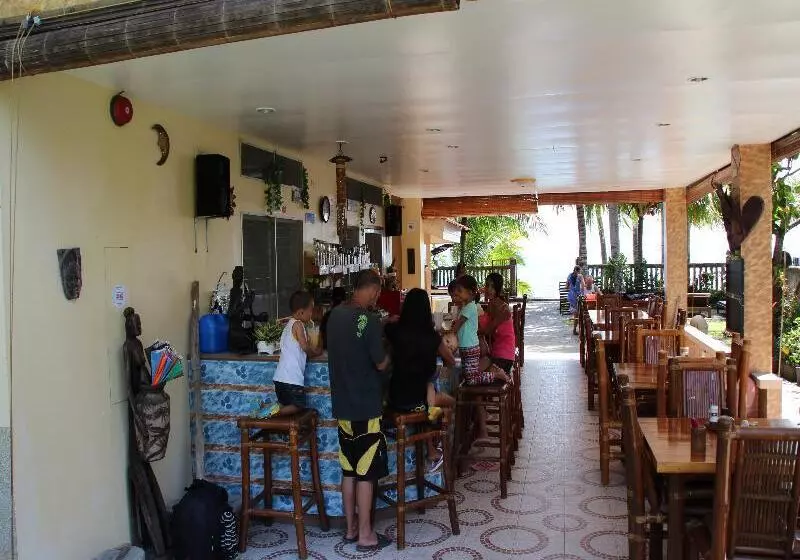 Fotos del hotel Wellbeach Dive Resort:  23