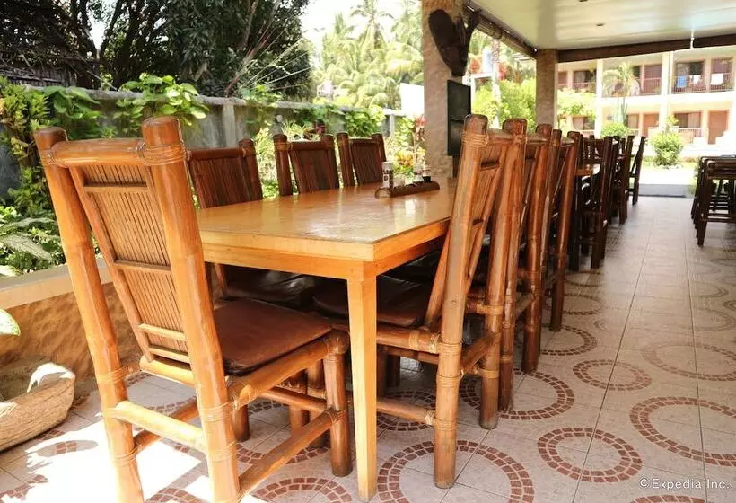 Fotos del hotel Wellbeach Dive Resort:  11