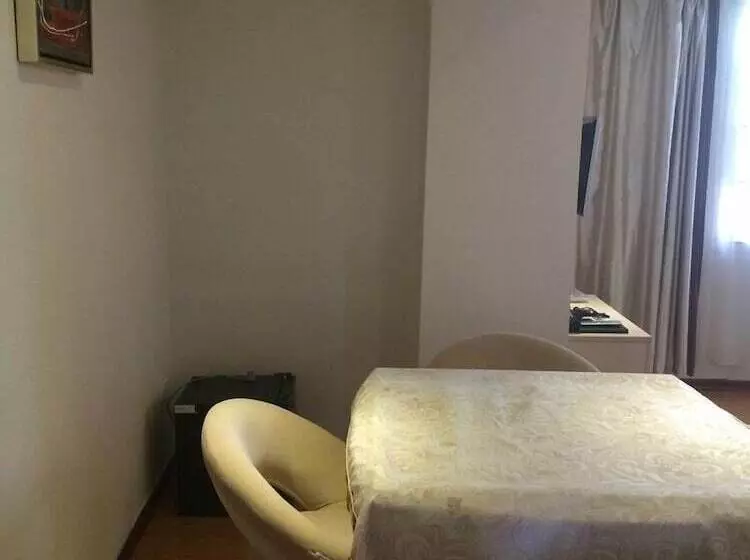 Fotos del hotel Guangzhou Minghong  Xiwan:  7