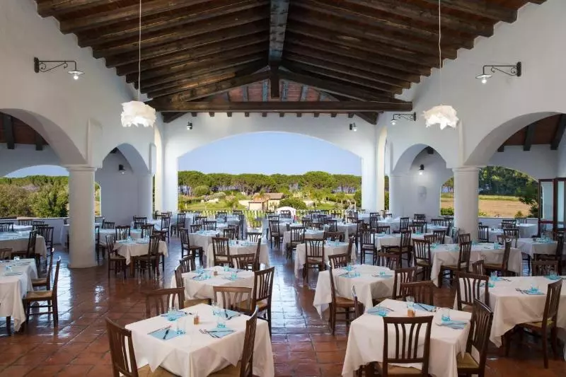Fotos del hotel Cala Luas Resort:  9