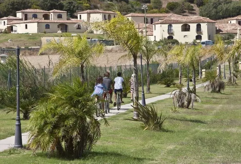 Fotos del hotel Cala Luas Resort:  2