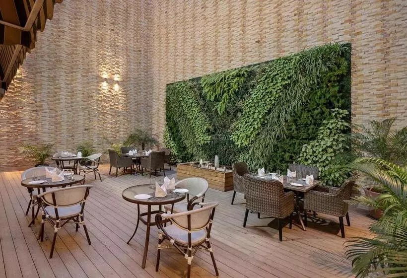 Fotos del hotel Country Inn & Suites By Radisson Chandigarh Zirakpur:  9