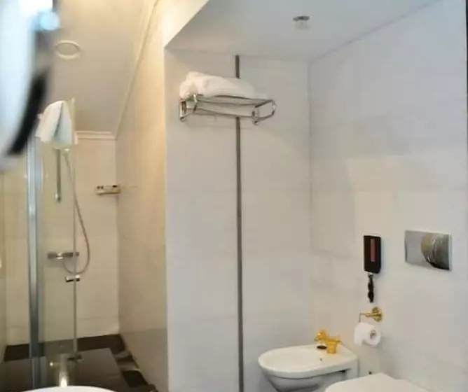 Fotos del hotel Lake Palace:  8