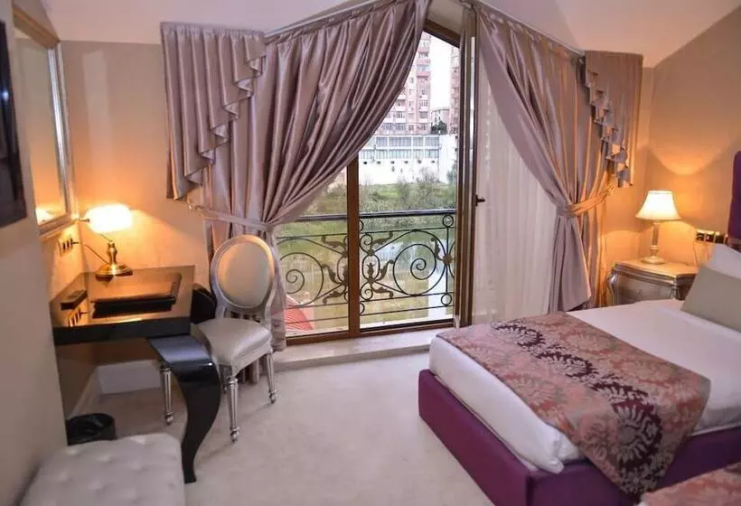 Fotos del hotel Lake Palace:  22