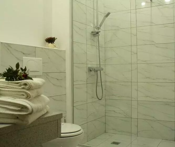 Fotos del hotel Danica:  16