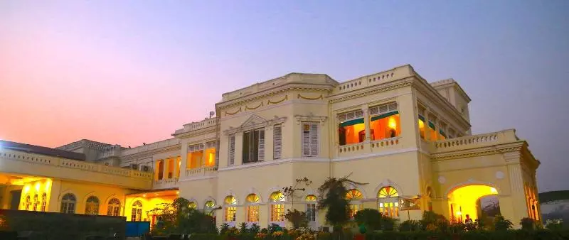 Fotos del hotel Surya, Kaiser Palace:  11