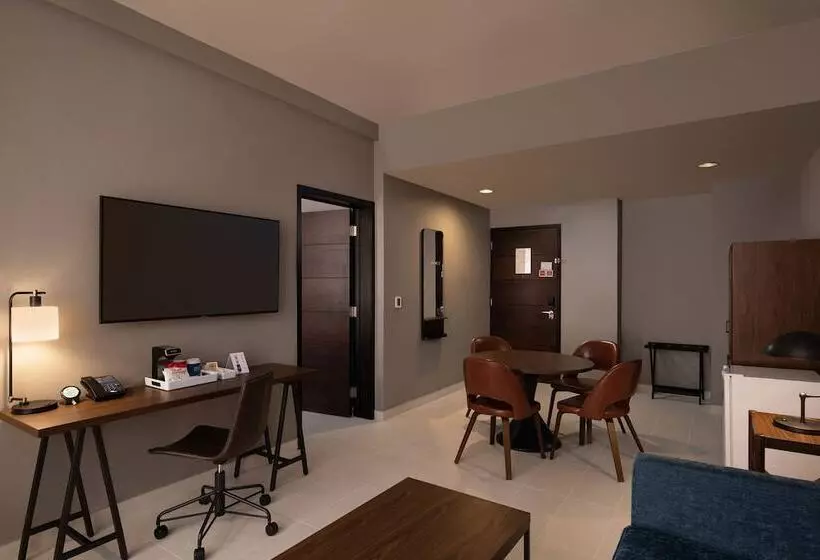 Fotos del hotel Four Points By Sheraton:  15