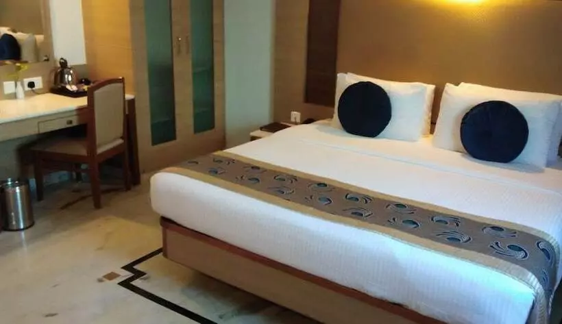 Fotos del hotel Jp Chennai:  10