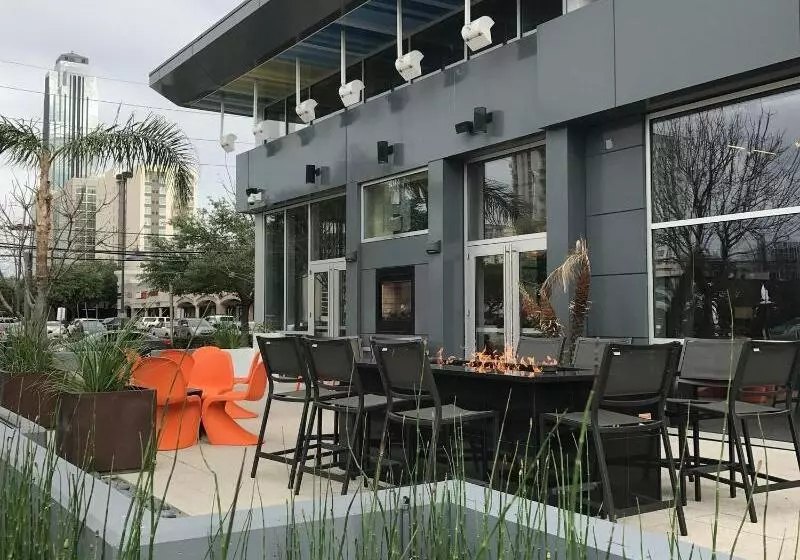 Fotos del hotel Aloft Houston By The Galleria:  8