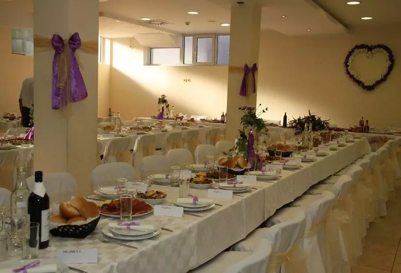 Fotos del hotel Bambis:  3