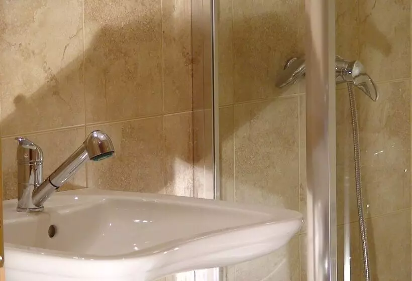 Fotos del hotel Bambis:  7