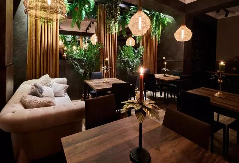 Fotos del hotel City:  8