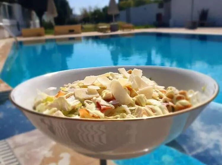 Fotos del hotel Maroula Blue Studios & Suites:  14