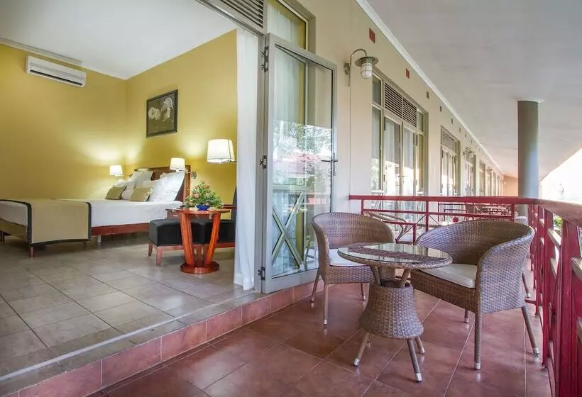 Fotos del hotel Cityblue Courtyard  & Suites:  4