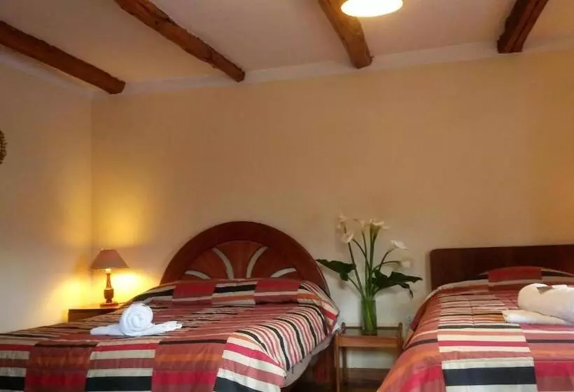 Fotos del hotel Kukuli Lodge B&b:  24