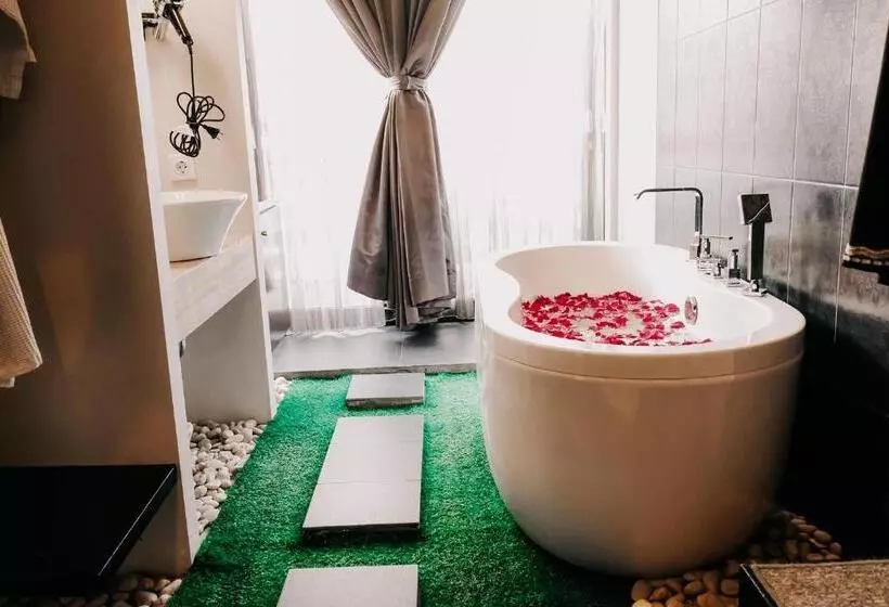 Fotos del hotel 18 Suite Villa Loft By Amithya:  22