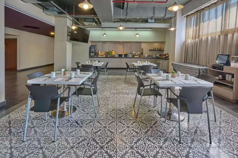 Fotos del hotel City Express Plus Patio Universidad:  3