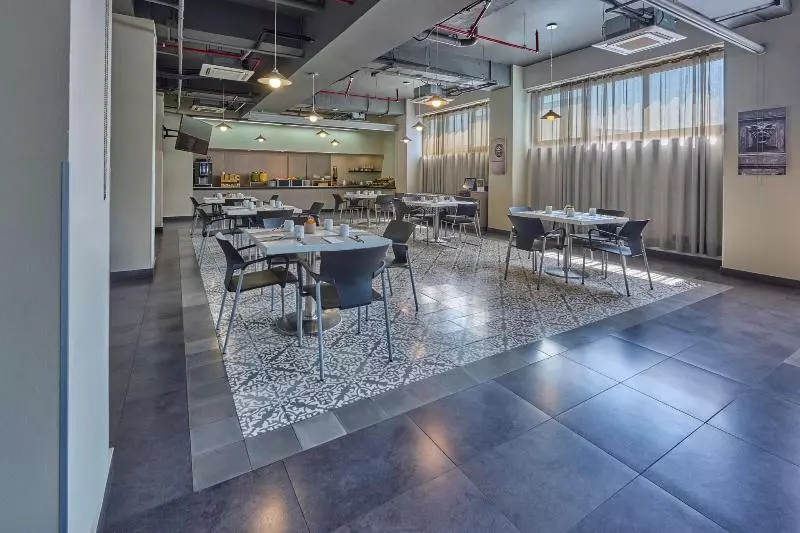 Fotos del hotel City Express Plus Patio Universidad:  18