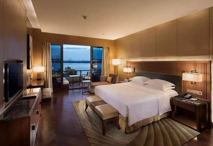 Fotos del hotel Hilton Wuhan Optics Valley:  9